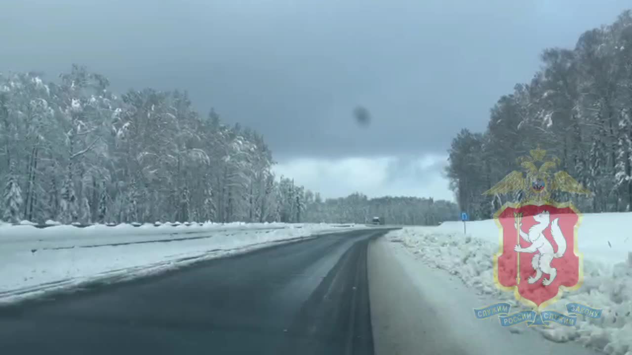 Можно ли доехать из Екатеринбурга до Перми во время снегопада: видео пробки  - 4 мая 2024 - Е1.ру