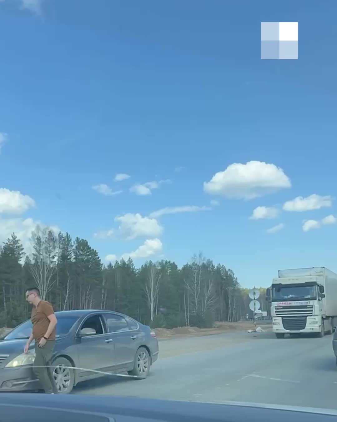 На Пермском тракте выросла огромная пробка: видео длиною в вечность - 28  апреля 2024 - Е1.ру