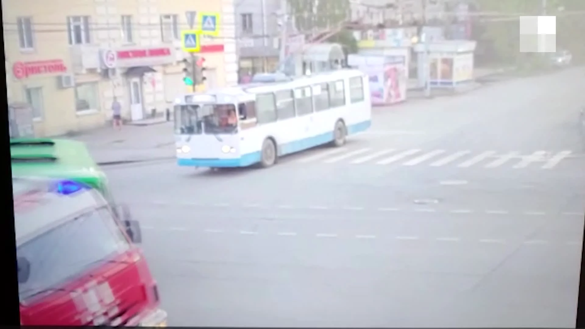 В Екатеринбурге начнут судить водителя автобуса, протаранившего пожарную  машину: 29 декабря 2022 года - 29 декабря 2022 - Е1.ру