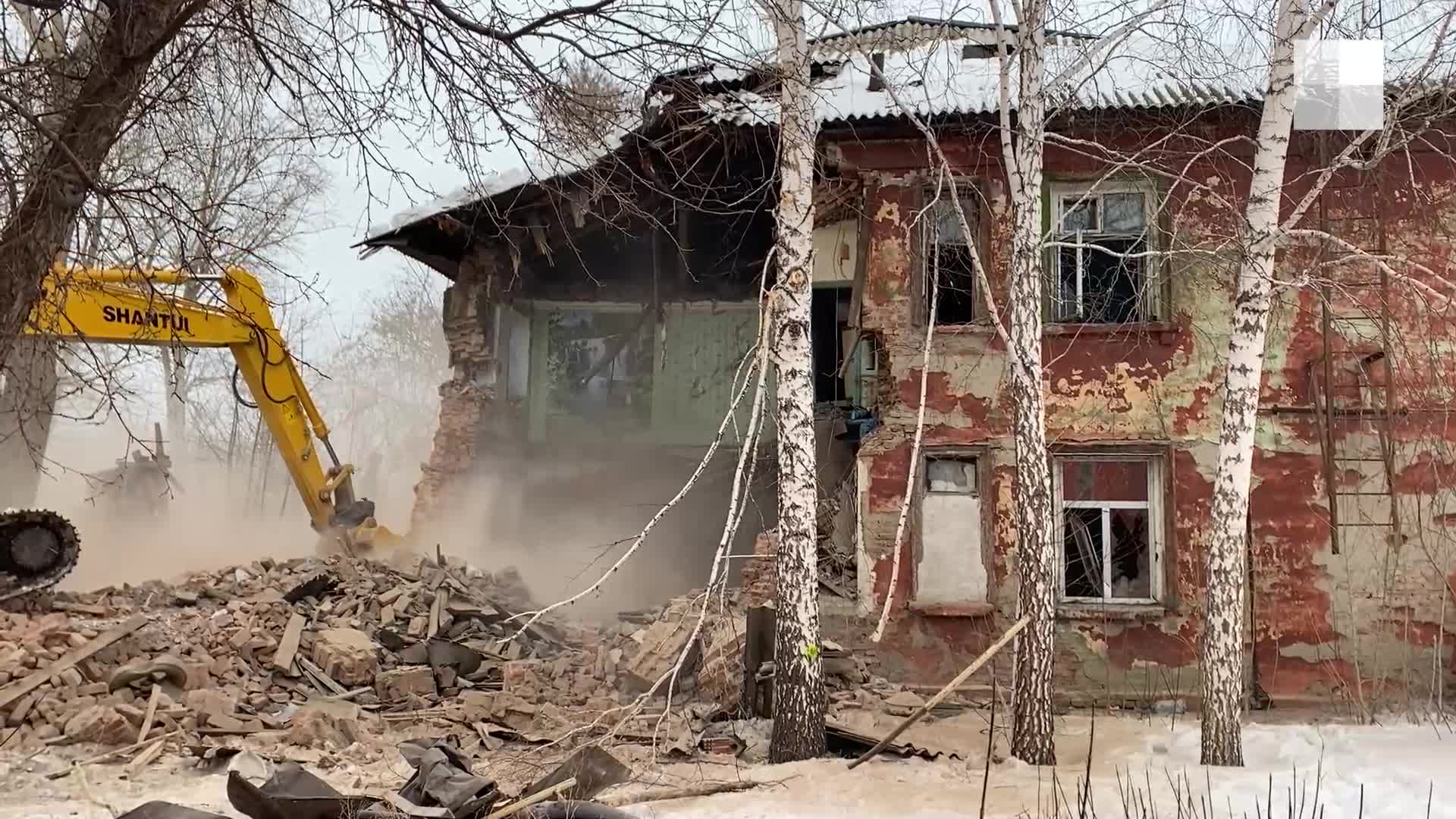 В Омске снесли аварийный дом | НГС55.ру - новости Омска