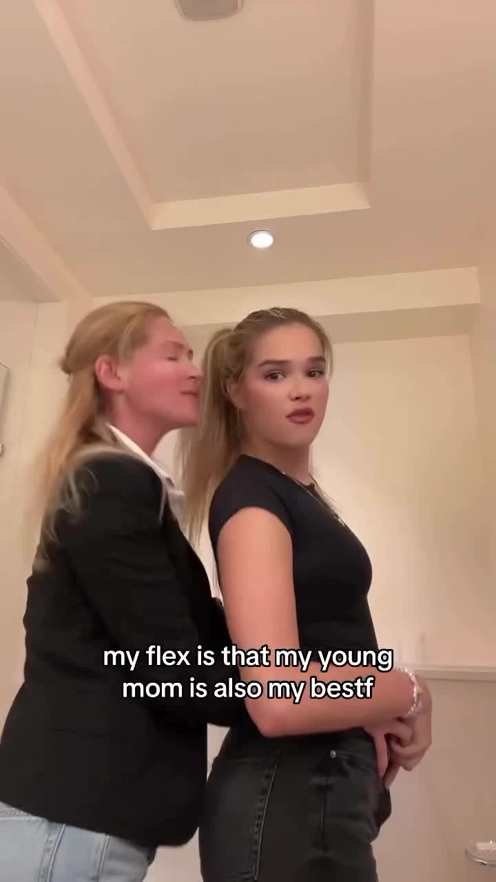 Онлайн порно видео концертті қараңыз Саша Грей униформадағы порно