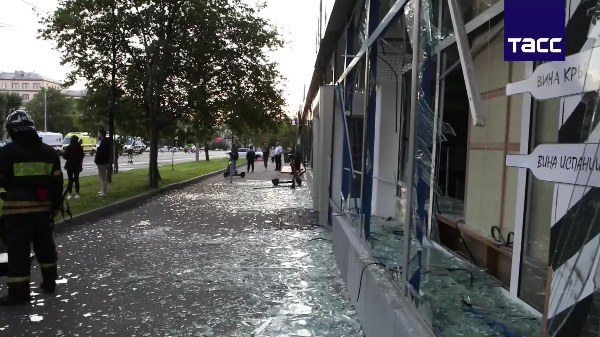 беспилотник на проспекте. лента москва здание. беспилотник на проспекте. новости москвы. беспилотник на проспекте.