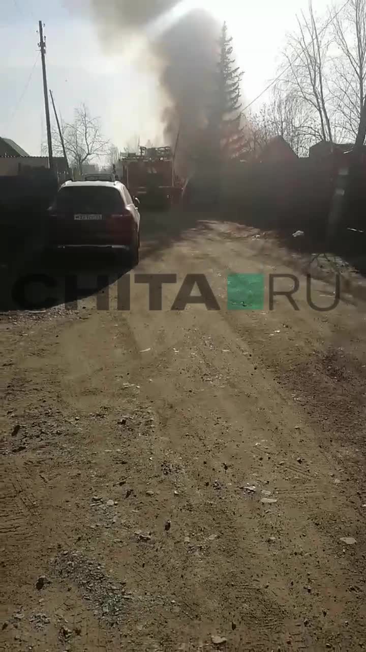 Пожар под Читой попал на видео — горели дома по пути к Смоленке - 3 ноября  2023 - chita.ru