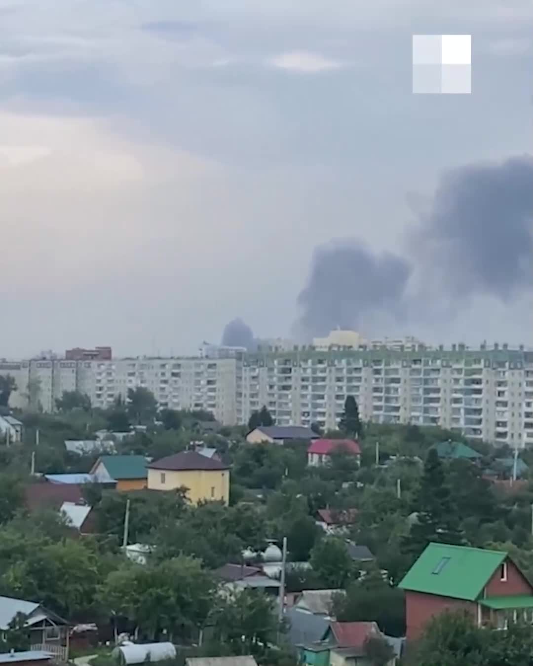 Рядом с промплощадкой «Союзпищепрома» в Челябинске загорелся дом | 74.ру -  новости Челябинска