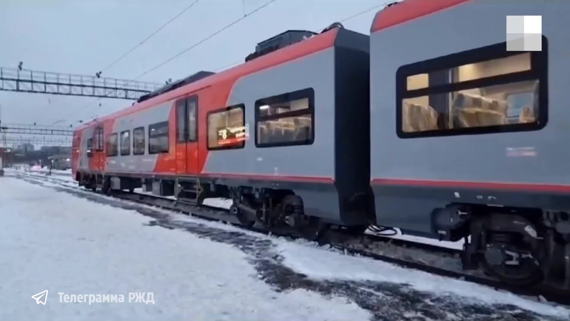 В Перми начали обкатку новых импортозамещенных электричек ЭС104 «Финист»,  которые придут на смену электропоездам ЭС2Г «Ласточка»: когда новые  «Финисты» начнут работать в Перми и Прикамье - 18 января 2024 - 59.ру