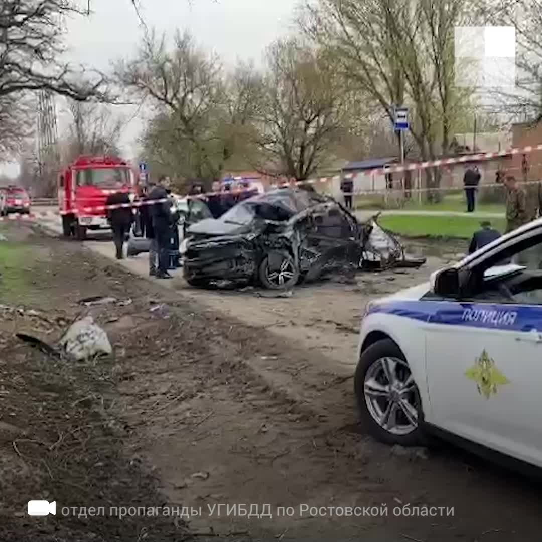 В Новочеркасске Ростовской области иномарка с подростками влетела в дерево  18 апреля 2021 года - 18 апреля 2021 - 161.ру