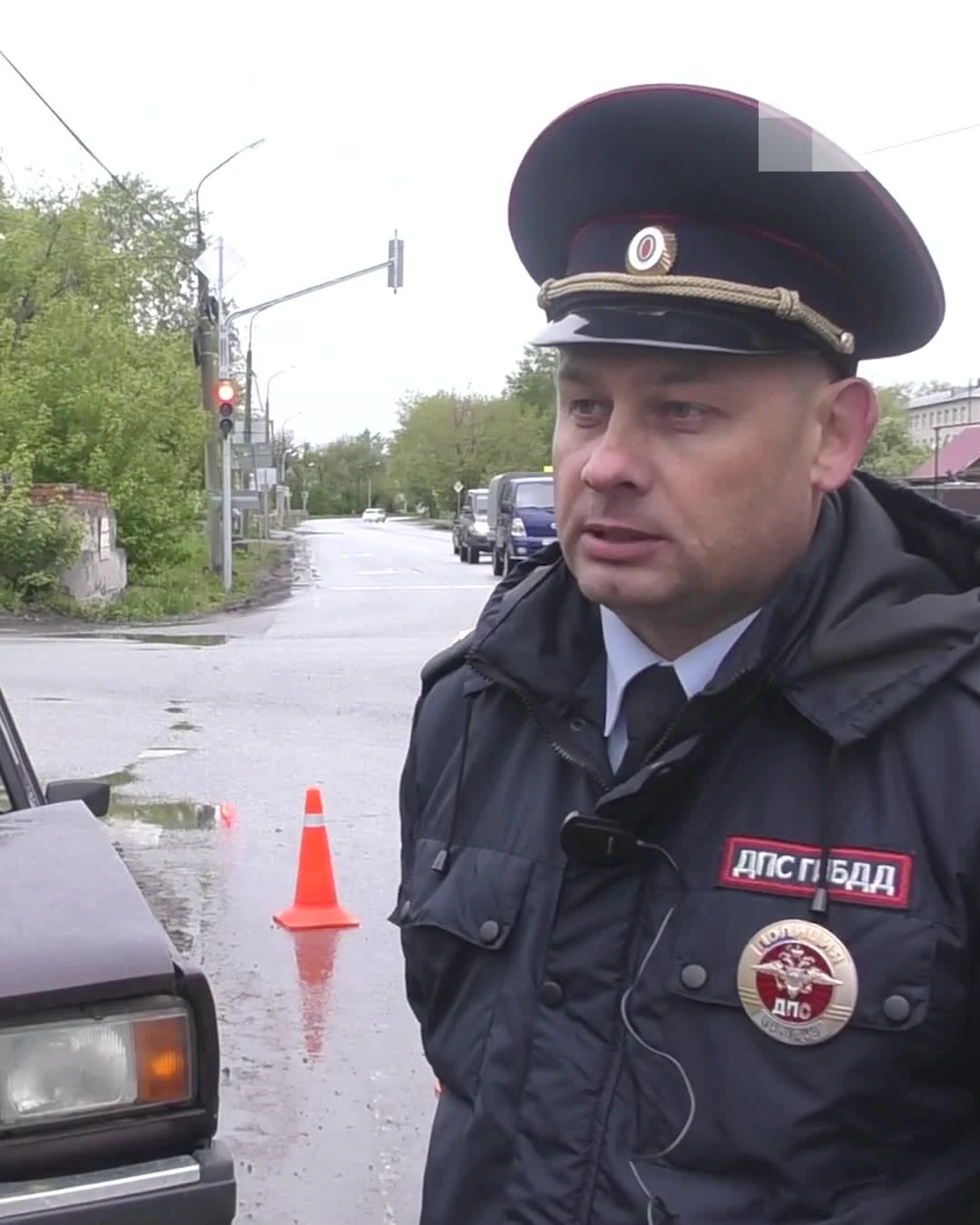 В Каменске-Уральском трое подростков попали в ДТП. Они угнали машину,  убегали от полицейских и врезались в столб 22 мая 2022 г. - 22 мая 2022 -  Е1.ру