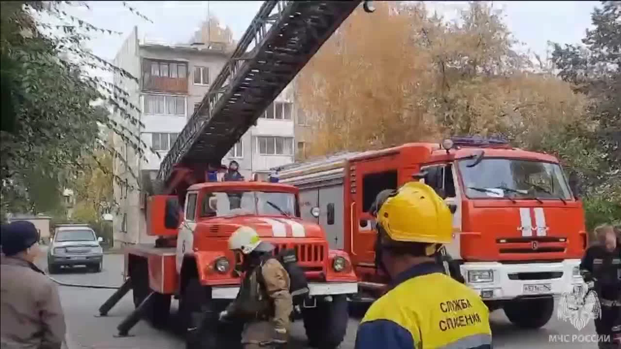 Пожар в магазине на бульваре Строителей в Кемерове: сколько человек  пострадало - 6 октября 2023 - НГС42.ру