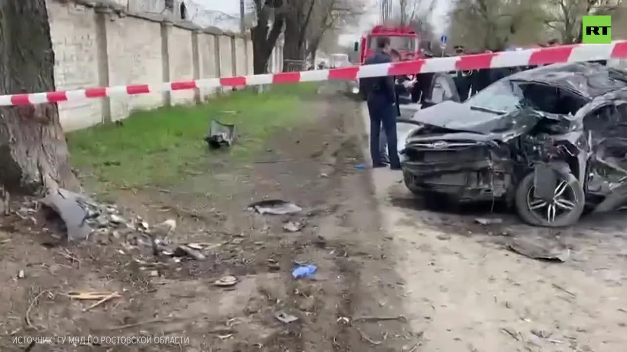 Видео с места ДТП под Ростовом, где погибли пятеро подростков — РТ на  русском