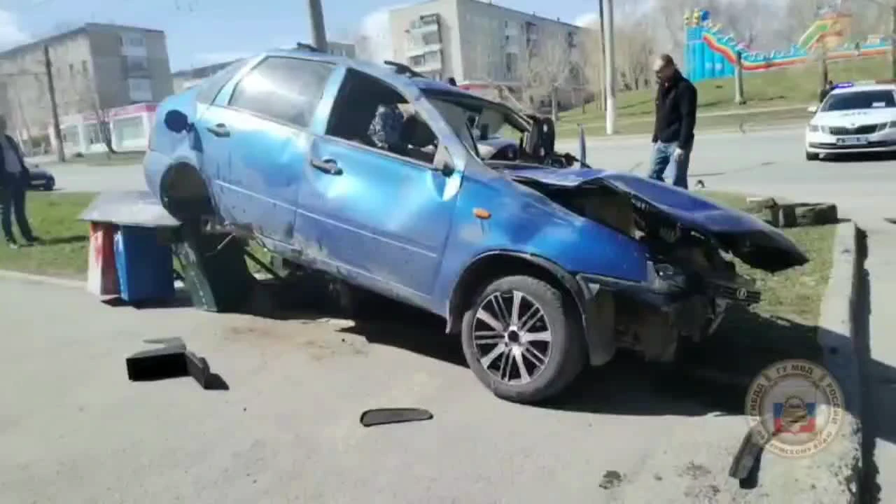 В Пермском крае в Березниках водитель «Лады-Калины» насмерть сбил  11-летнего мальчика, еще два человека получили травмы 8 мая 2022 г - 8 мая  2022 - 59.ру