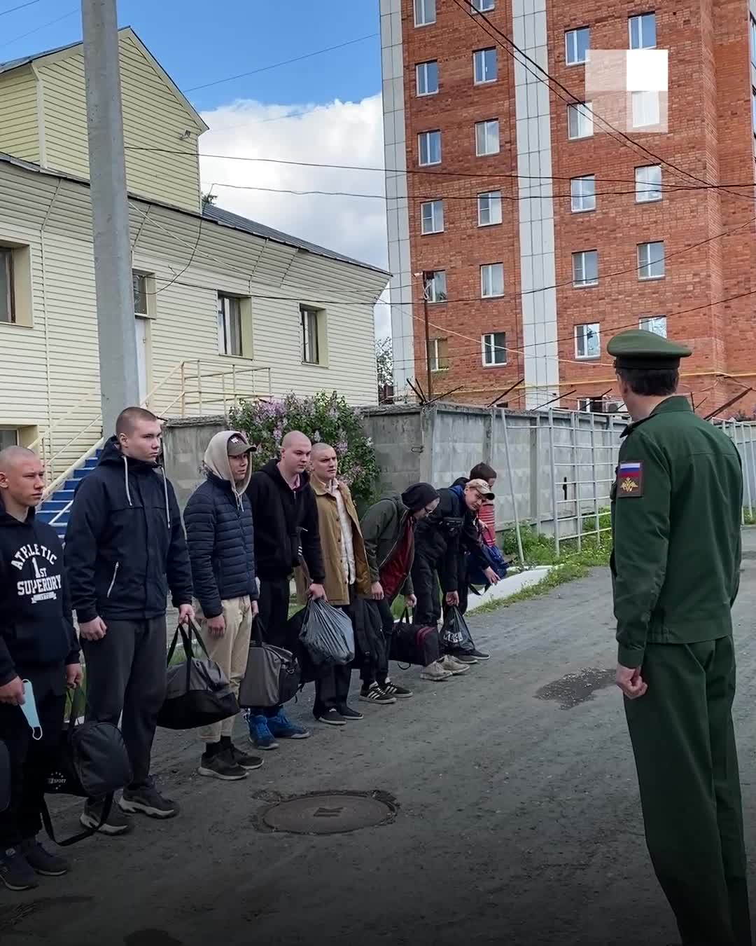 В Кургане стартовали отправки призывников - 20 мая 2022 - 45.ру