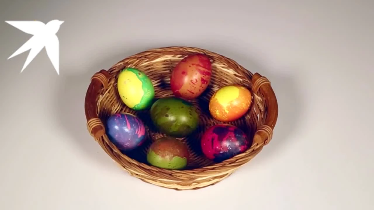 Как покрасить яйца салфетками на Пасху: 3 способа