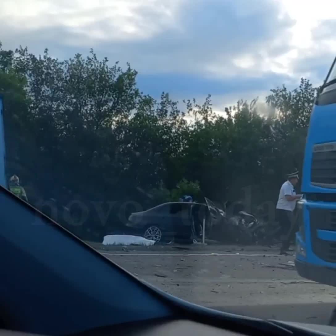 Подробности и оперативное видео с места страшной аварии под Волгоградом -  11 июля 2023 - V1.ру