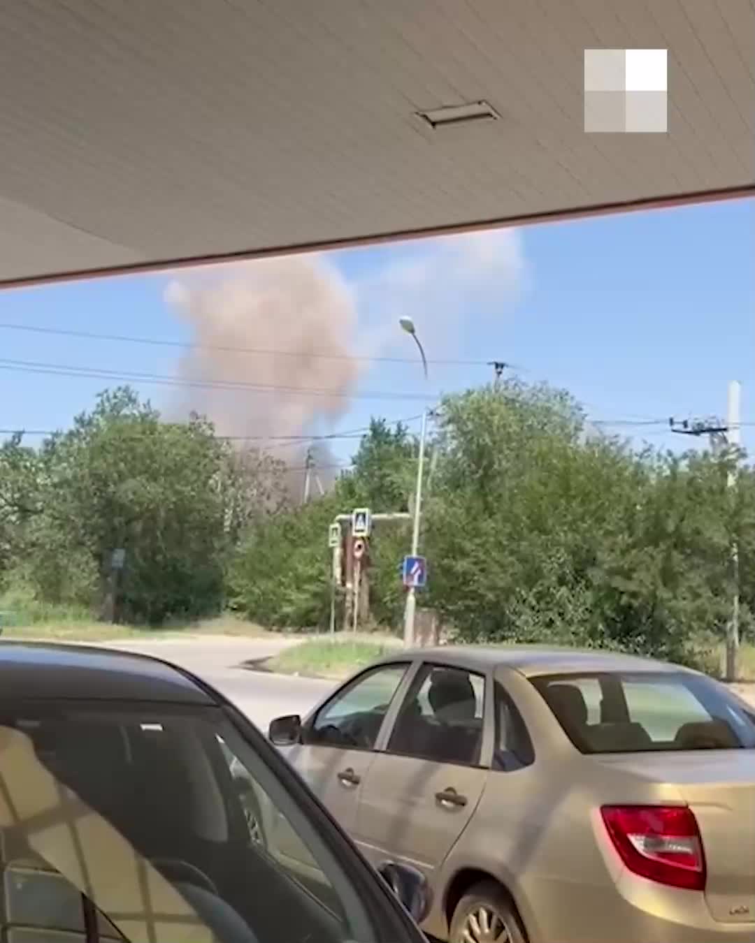 В Волгограде прогремели несколько мощных взрывов, очевидцы сообщают о  погибших - 6 июля 2024 - V1.ру