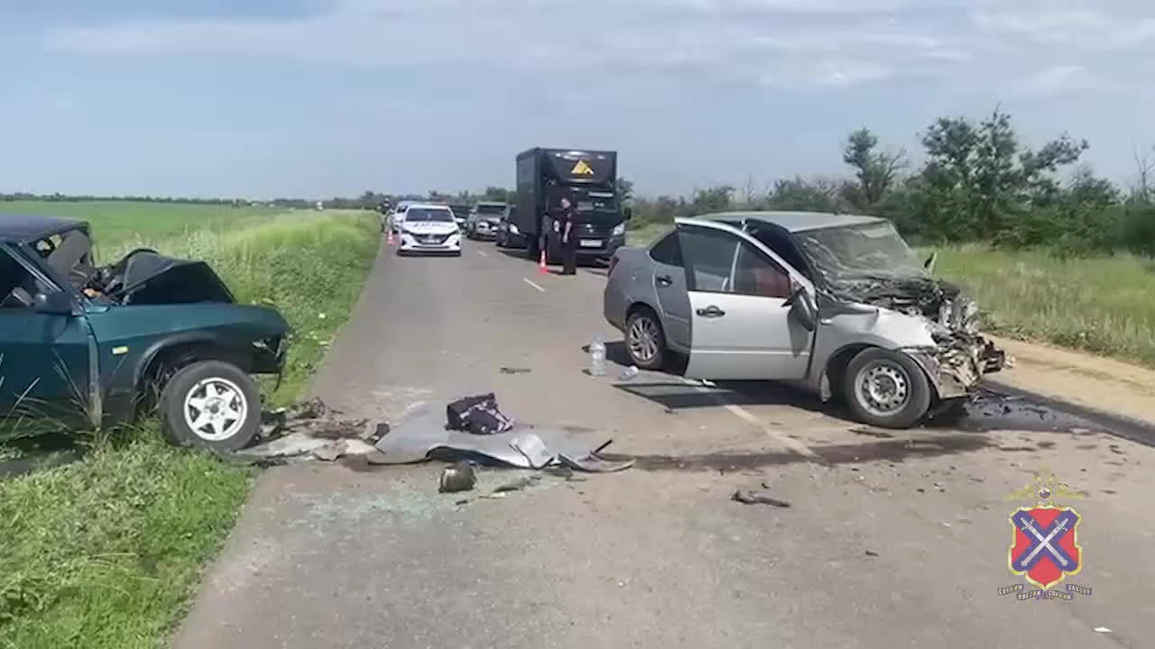 Два человека разбились насмерть в лобовой аварии в Советском районе  Волгограда - 15 июня 2023 - V1.ру