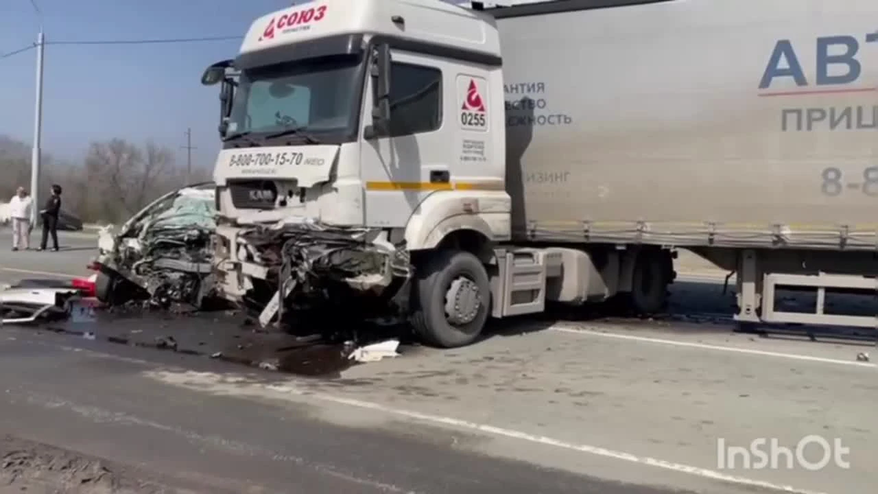 Четверо жителей Пермского края погибли в ДТП с КАМАЗом под Саратовом в  Воскресенском районе - 19 апреля 2024 - 59.ру