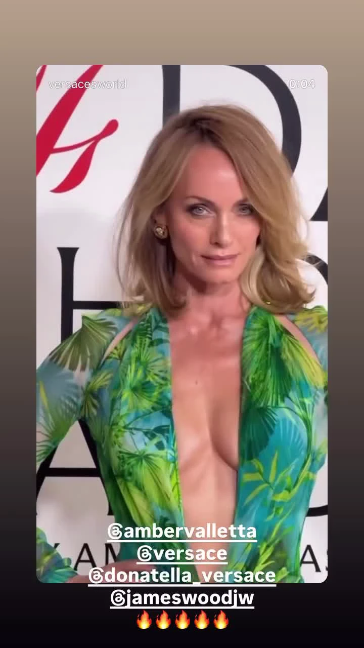 Кеңестік атақты әйелдердің жалаңаш суреттерін қараңыз