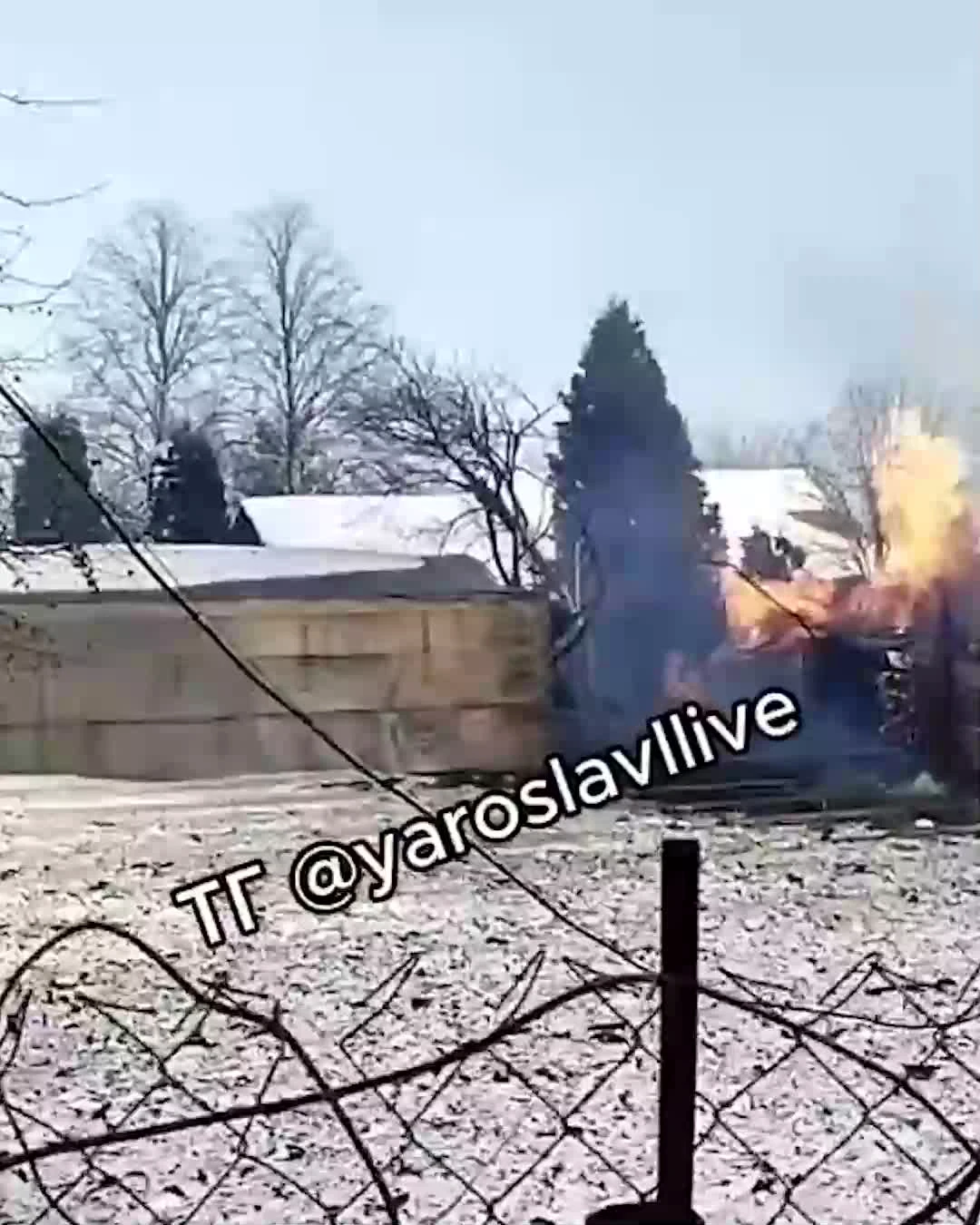 Пожар в деревне Половинкино Ярославской области: фото, видео, пострадавшие  - 9 декабря 2023 - 76.ру