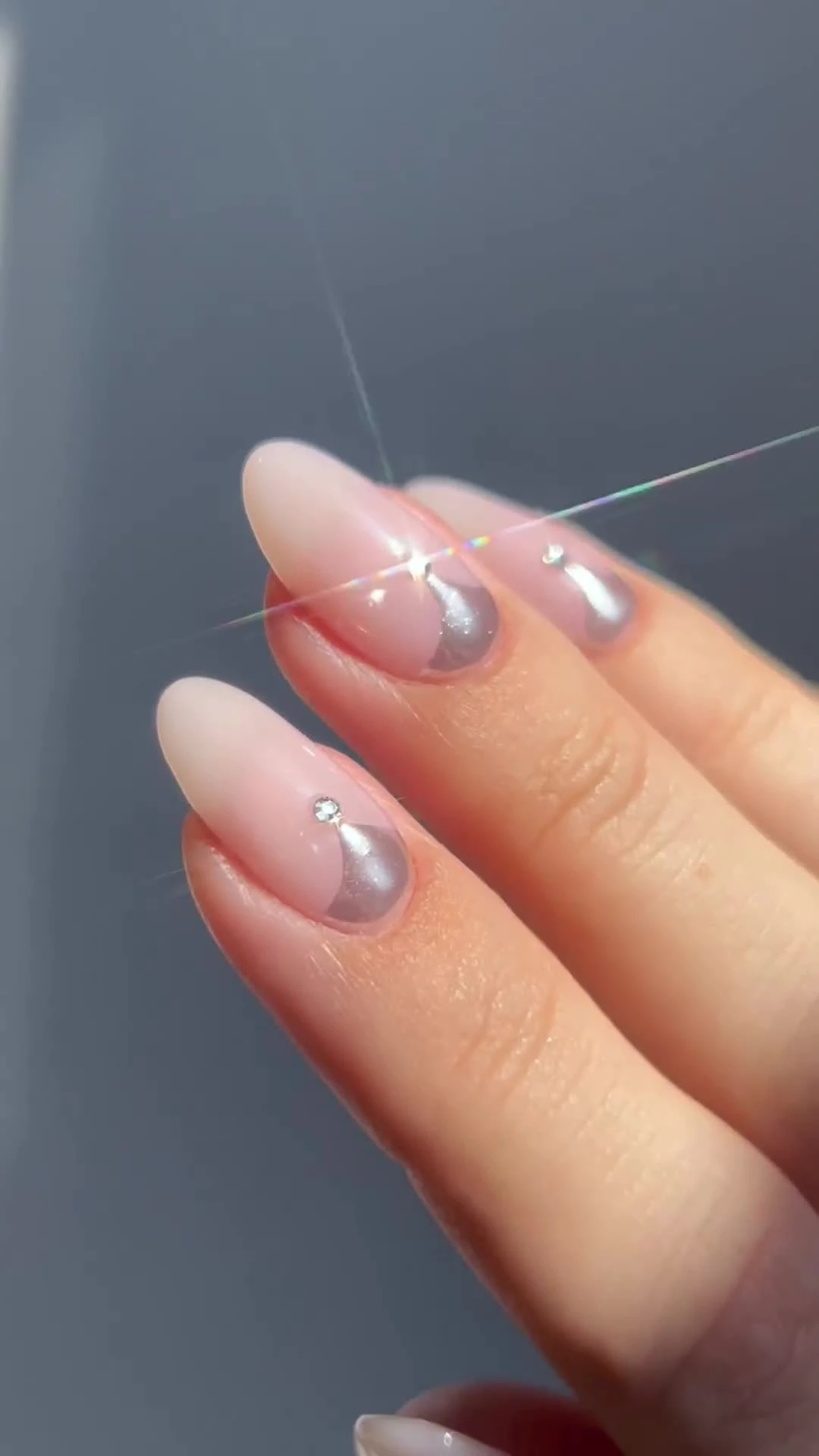 Маникюр на коротких ногтях — актуальные идеи, цвета в 2023 году