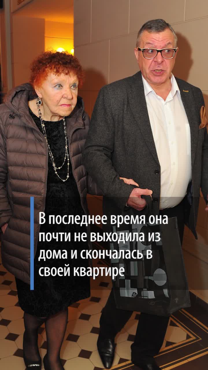 Смех был неестественным: Ургант вспомнил, как в 12 лет смотрел стриптиз на  дне рождения Боярского