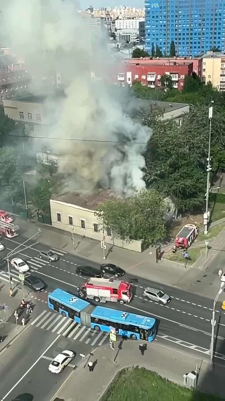 В центре Москвы произошел пожар на Люсиновской улице, 36, строение 1: фото,  видео, подробности - 31 мая 2024 - МСК1.ру