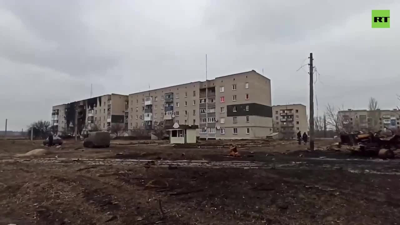 Видео из посёлка Донского, где ВСУ разместили вооружение между жилыми домами  — РТ на русском