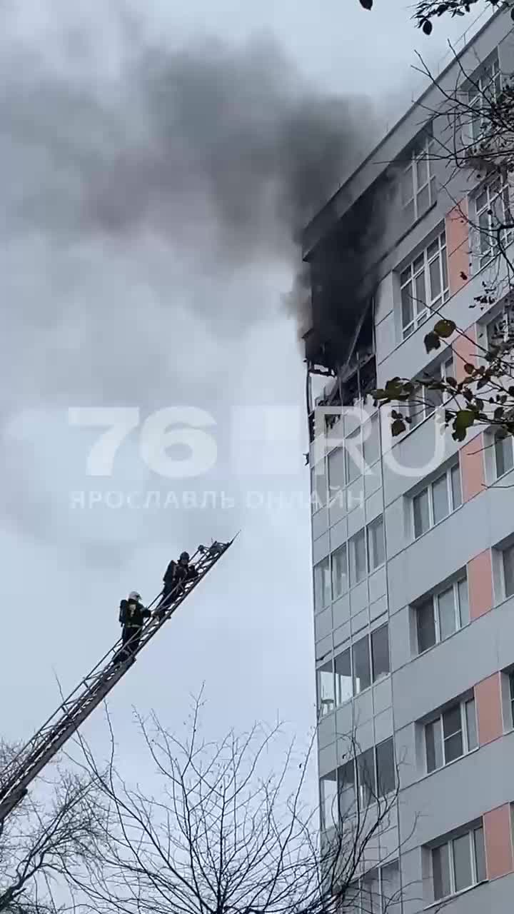 Пожар в центре Ярославля на улице Некрасова: фото, видео, что случилось -  27 октября 2023 - 76.ру