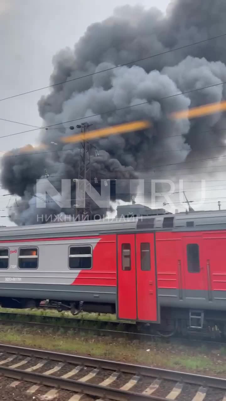 Пожар со столбом черного дыма в Канавинском районе около масложирокомбината  — что горит, что произошло - 29 июня 2023 - НН.ру