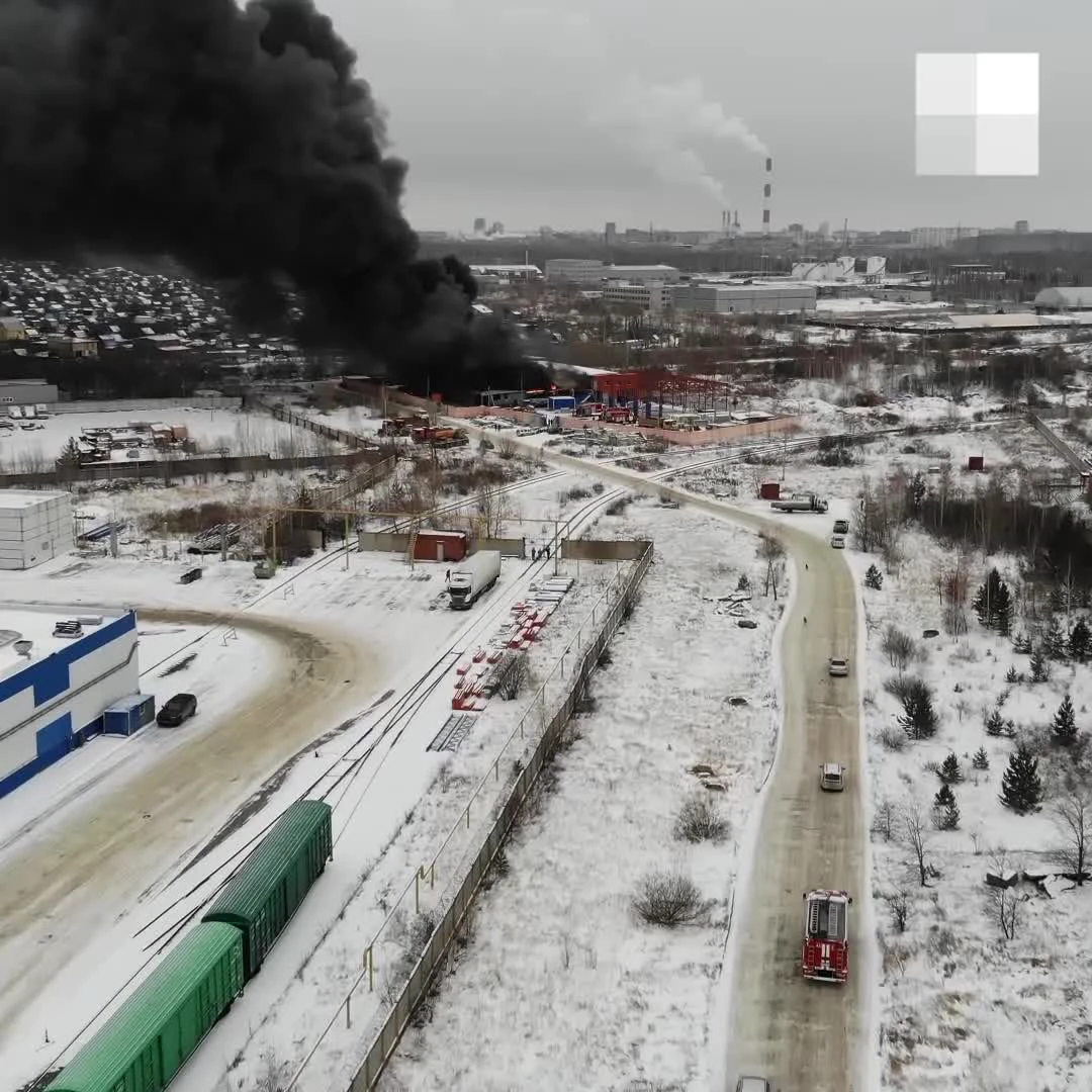 Причиной взрыва в челябинской промзоне стала утечка газа. Под завалами  могут находиться люди 17 ноября 2020 года - 17 ноября 2020 - 74.ру