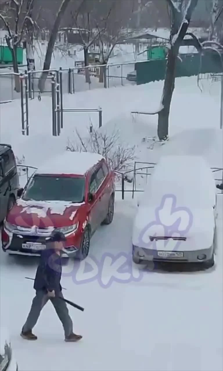 бить во сне человека женщину к чему