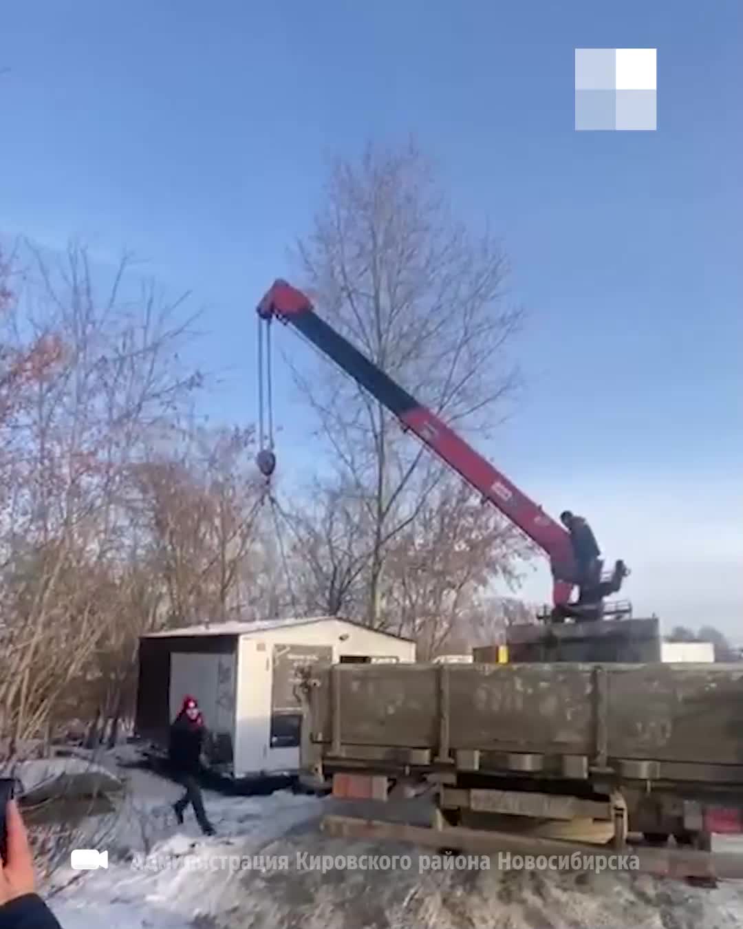 В Новосибирске незаконно торговали топливом из гаража - 30 ноября 2023 -  НГС.ру