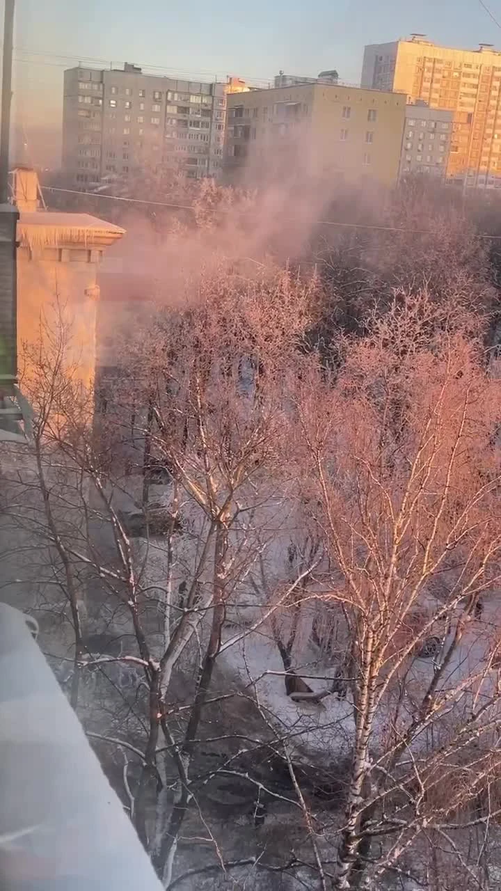 Пожар в Тимирязевском районе Москвы: подробности и видео, почему загорелся профессорский  дом на Красностуденческом проезде: причины и фото, возгорание на севере  столицы 7 января - 8 января 2024 - МСК1.ру