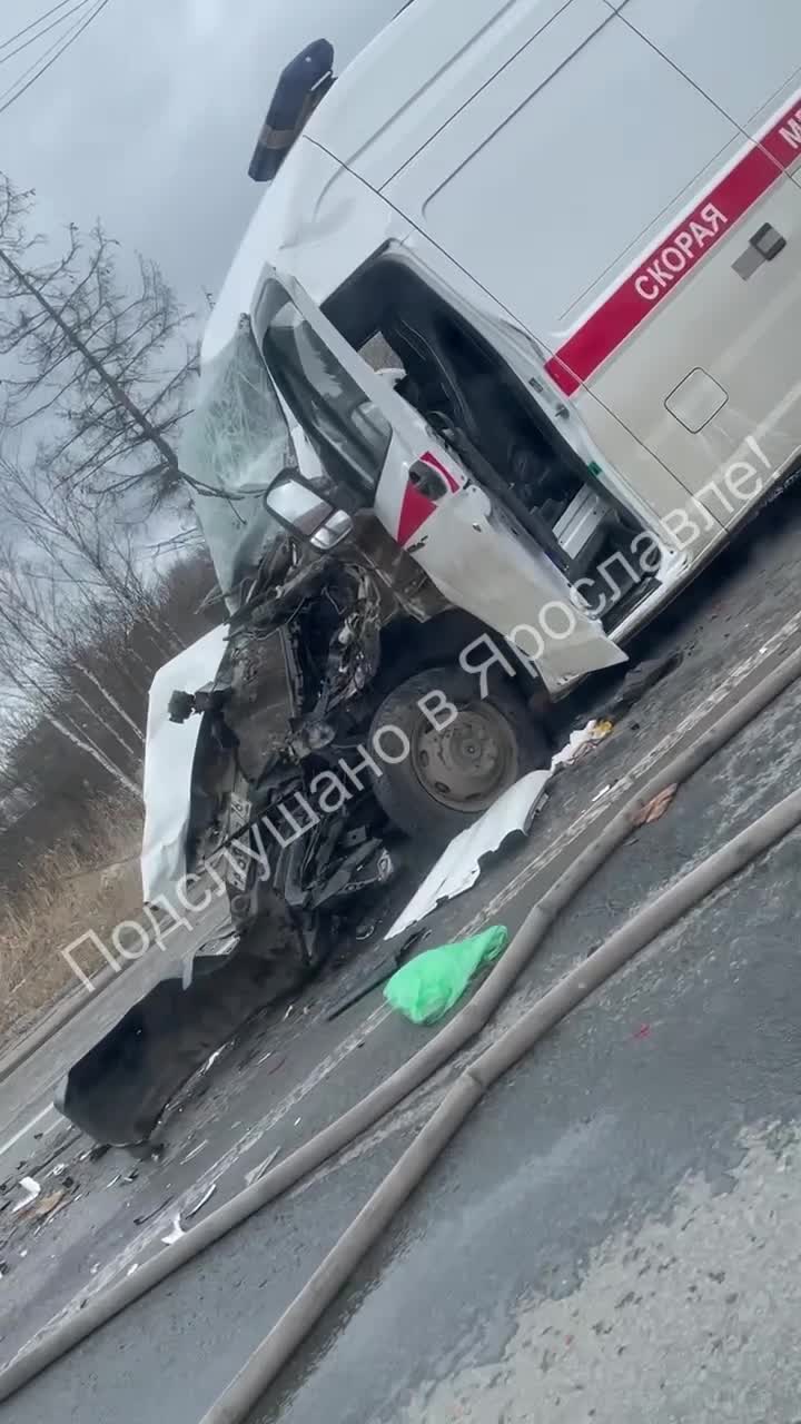 Ярославец угнал скорую и устроил ДТП в Туношне Ярославской области:  подробности, фото - 25 марта 2024 - 76.ру