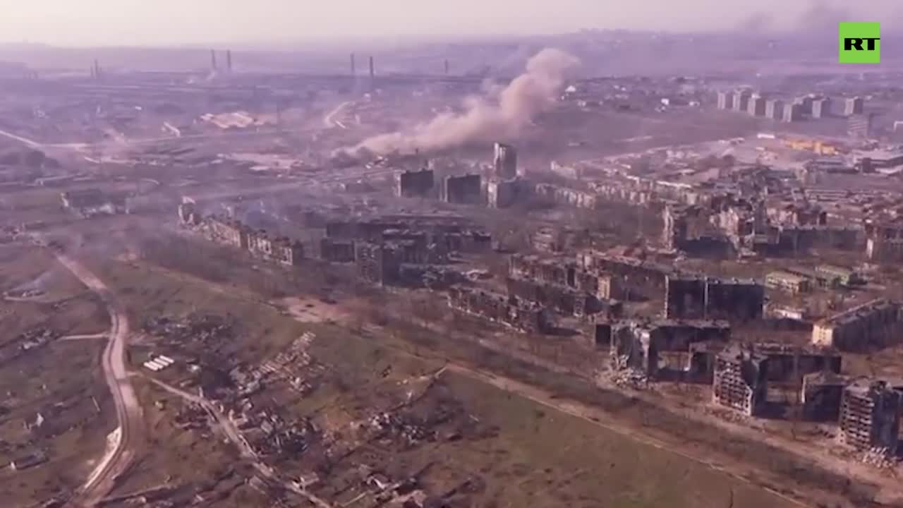 «Он повел себя как последнее говно». Певица Наталья Штурм записала видео о ДТП