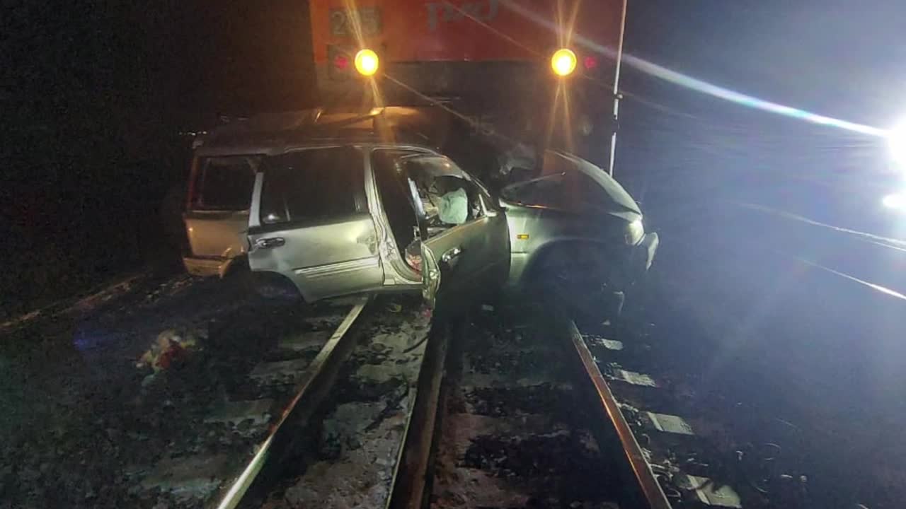 Фото и видео с места смертельного ДТП на переезде в Забайкалье, 14 января  2023 г. - 14 января 2023 - ЧИТА.ру