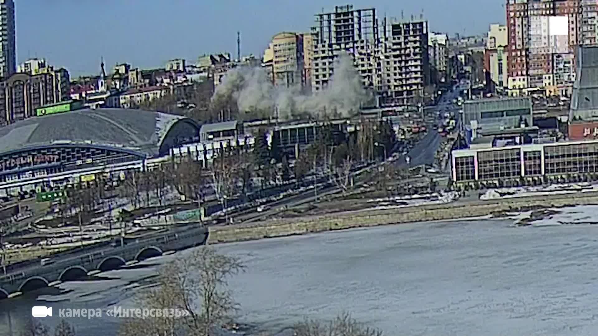 Обрушение ЖК «Княжеский» подняло столб пыли и попало на видео в Челябинске  - 22 марта 2024 - 74.ру