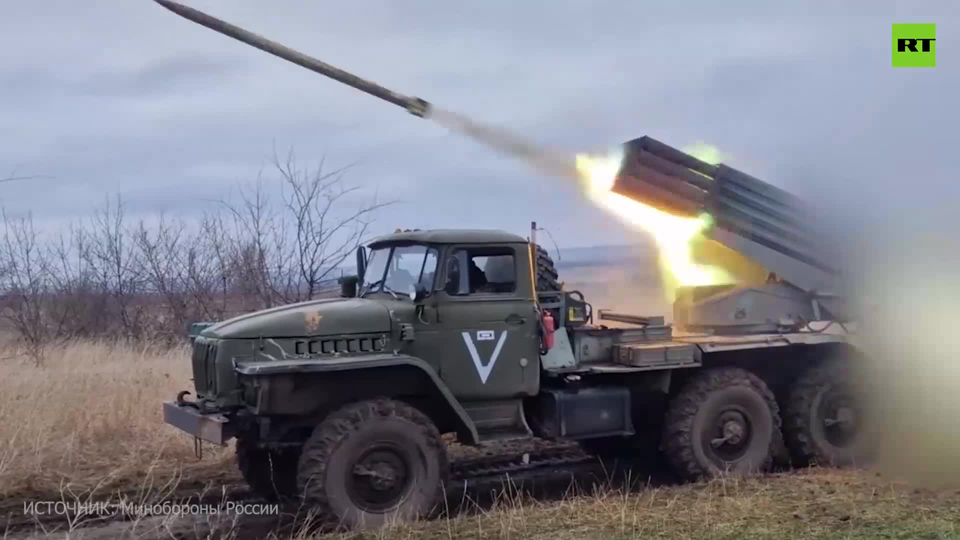 ВС России уничтожили склад боеприпасов и два цеха сборки украинских БПЛА —  РТ на русском