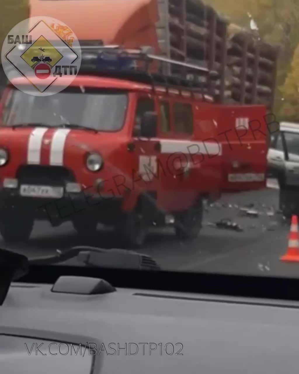 В Башкирии на «тещином языке» произошла смертельная авария с Chevrolet Niva  и лесовозом - 28 сентября 2023 - УФА1.ру