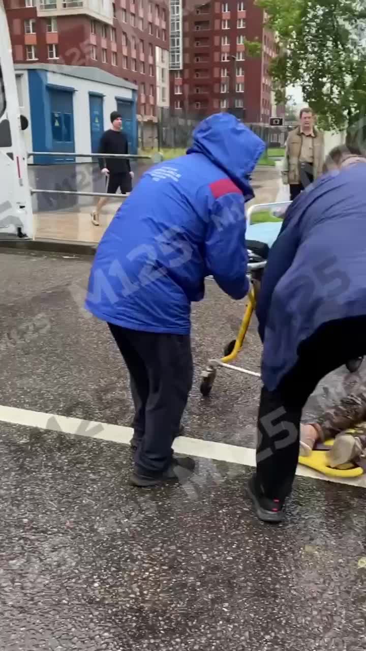 На юго-востоке Москвы водитель сбил девушку на пешеходном переходе: ДТП, машина  сбила пешехода, реанимация, потеряла сознание, Нижегородский район Москвы,  ЖК Среда - 20 июля 2023 - МСК1.ру