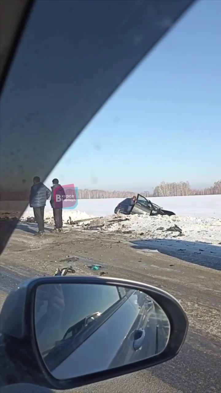 На Алтайской трассе смертельное ДТП — фото и видео с места смертельной  аварии - 23 января 2024 - НГС22.ру