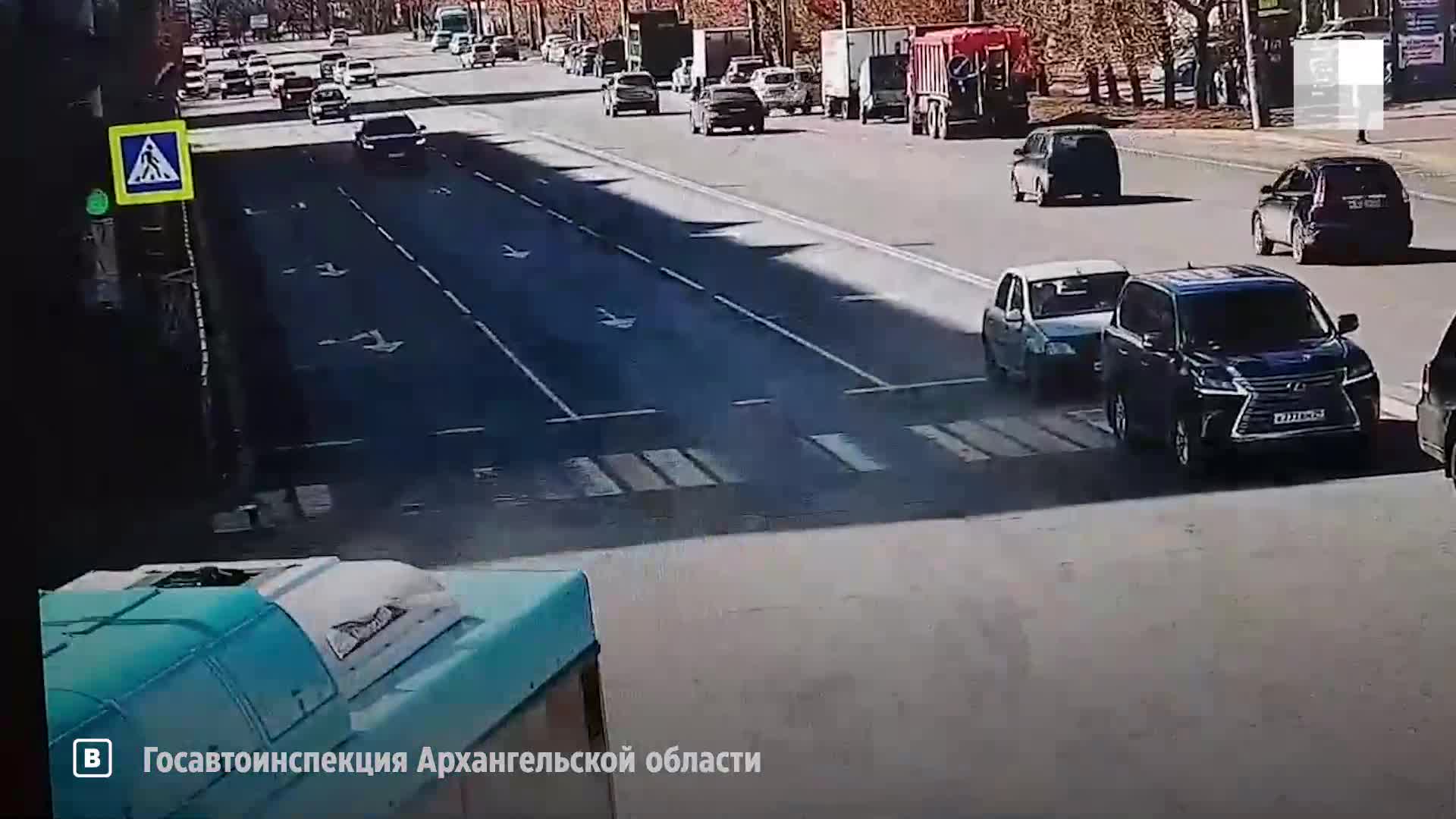 Видео жесткого ДТП с автобусом в Архангельске - 2 мая 2023 - 29.ру