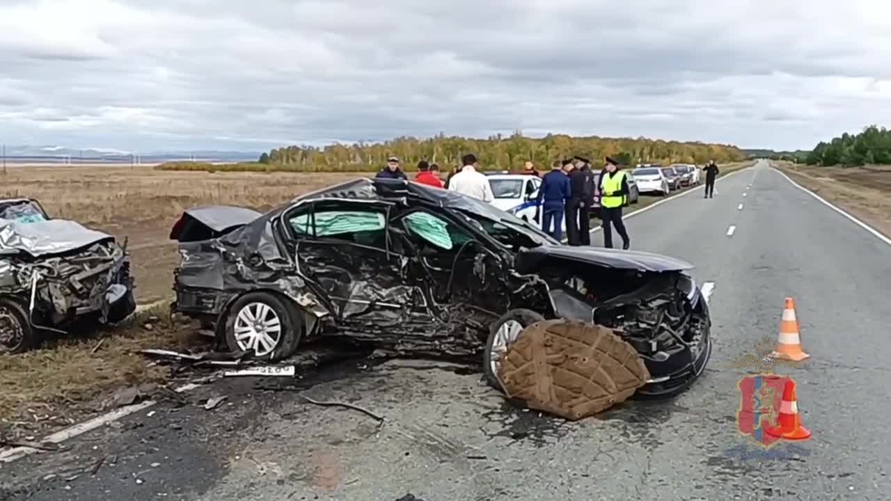 Водитель Nissan вылетел на встречку и устроил ДТП с тремя авто в  Красноярском крае: подробности смертельной аварии под Минусинском - 26  сентября 2023 - НГС24.ру