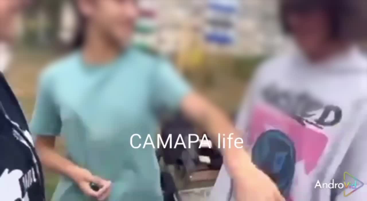 Малолетние девочки надругались над барнаульской школьницей и сняли процесс на видео (обновлено)
