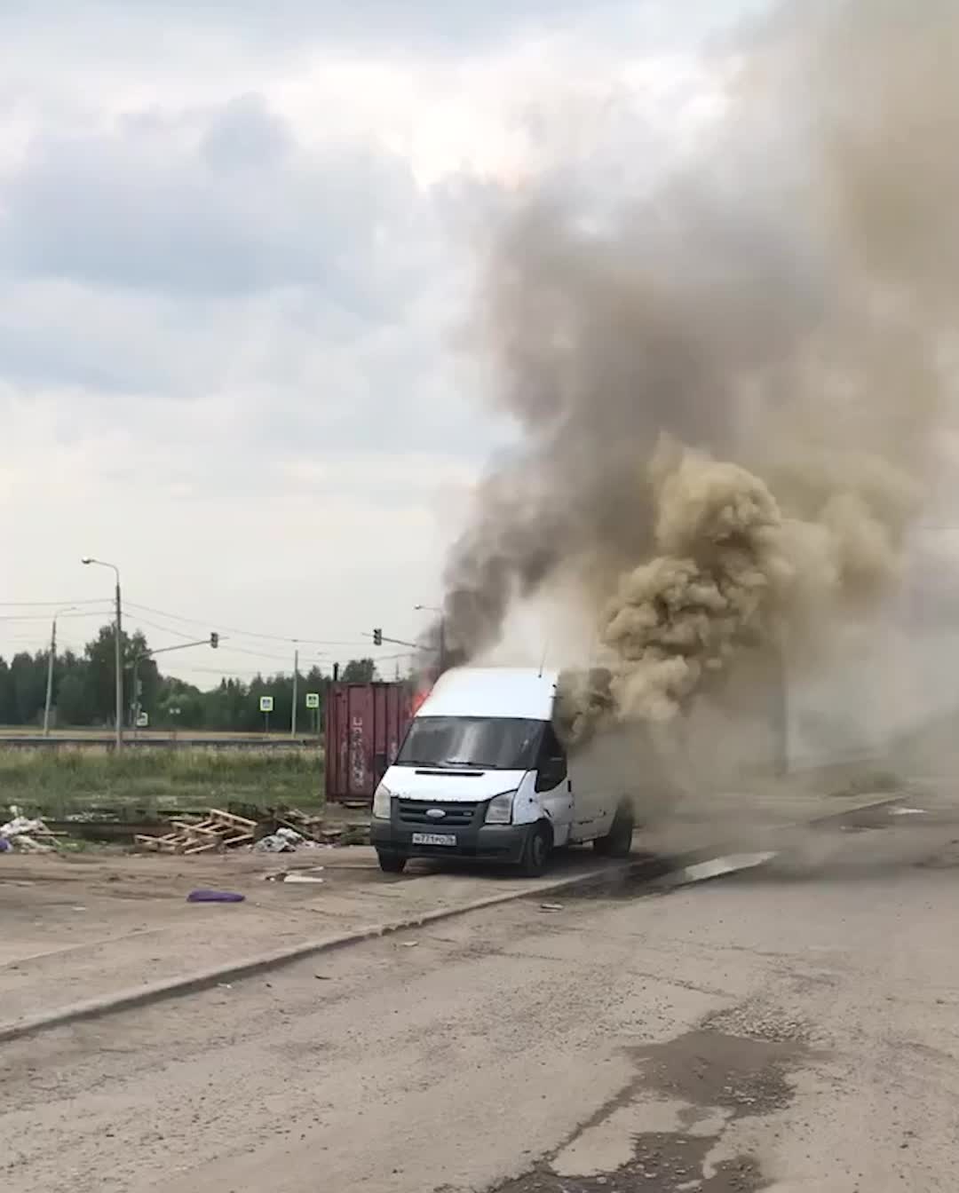 В Брагино в Ярославле прогремел взрыв, что произошло | Взрыв в Брагино в  Ярославле 10 августа 2021 | Хлопок в Брагино, что случилось - 10 августа  2021 - 76.ру