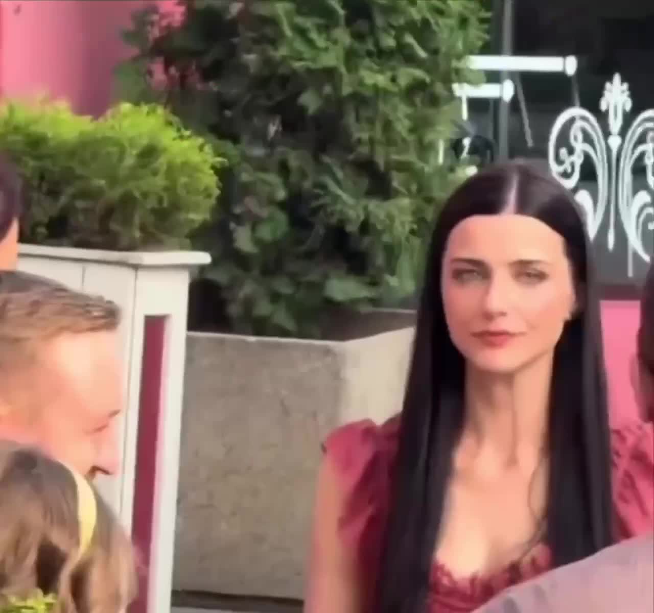 Софи Мэйдің порно фотосуреттері