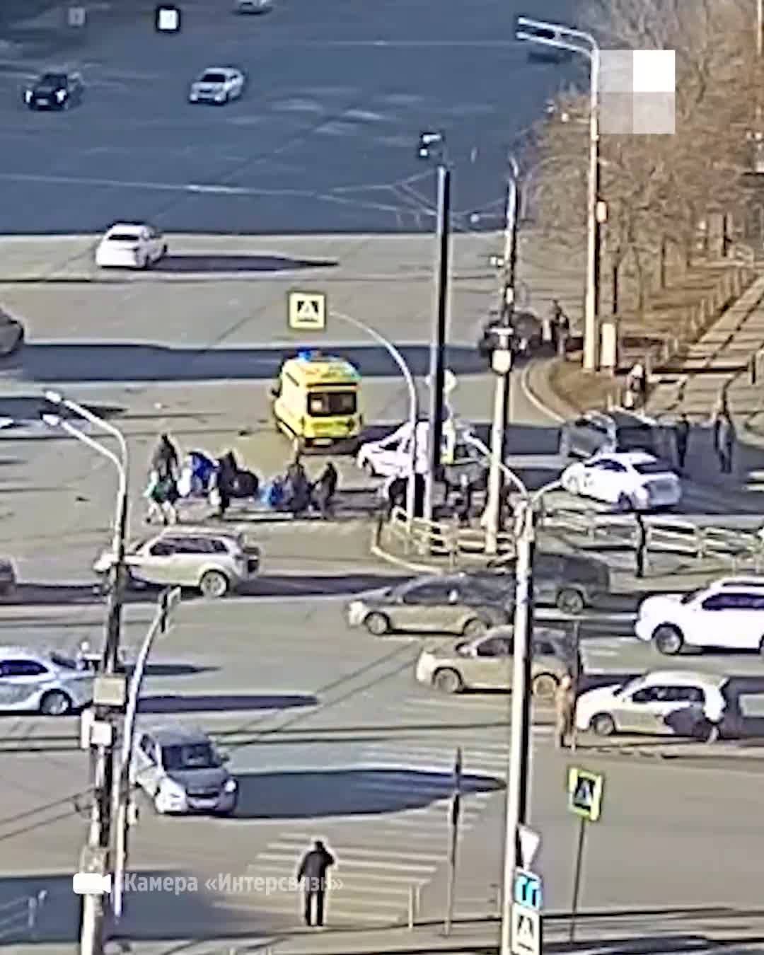 В Москве пьяный водитель возил на машине убитого пешехода // Видео НТВ В Москве пьяный водитель возил на машине убитого пешехода // Видео НТВ