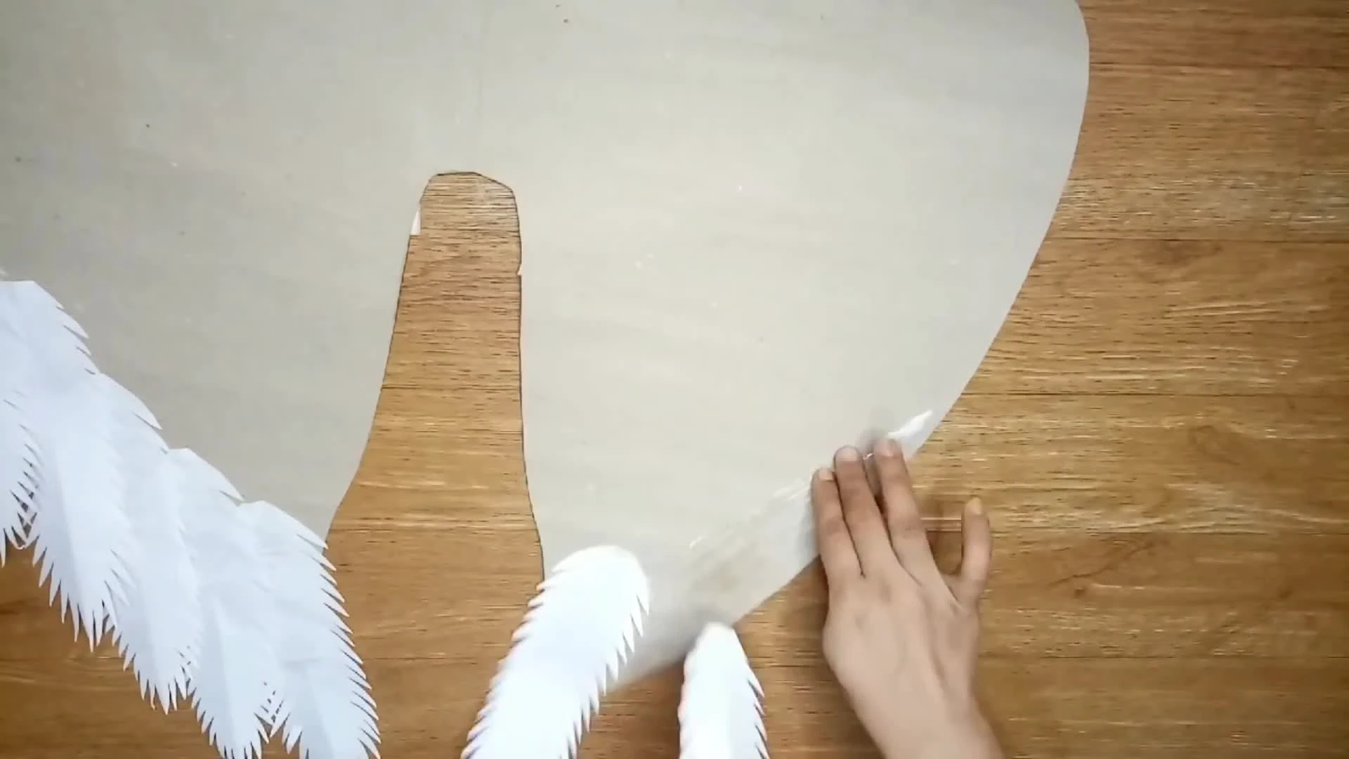 BUDGET-FRIENDLY AND EASY ANGEL WINGS / DIY ANGEL WINGS MADE OF