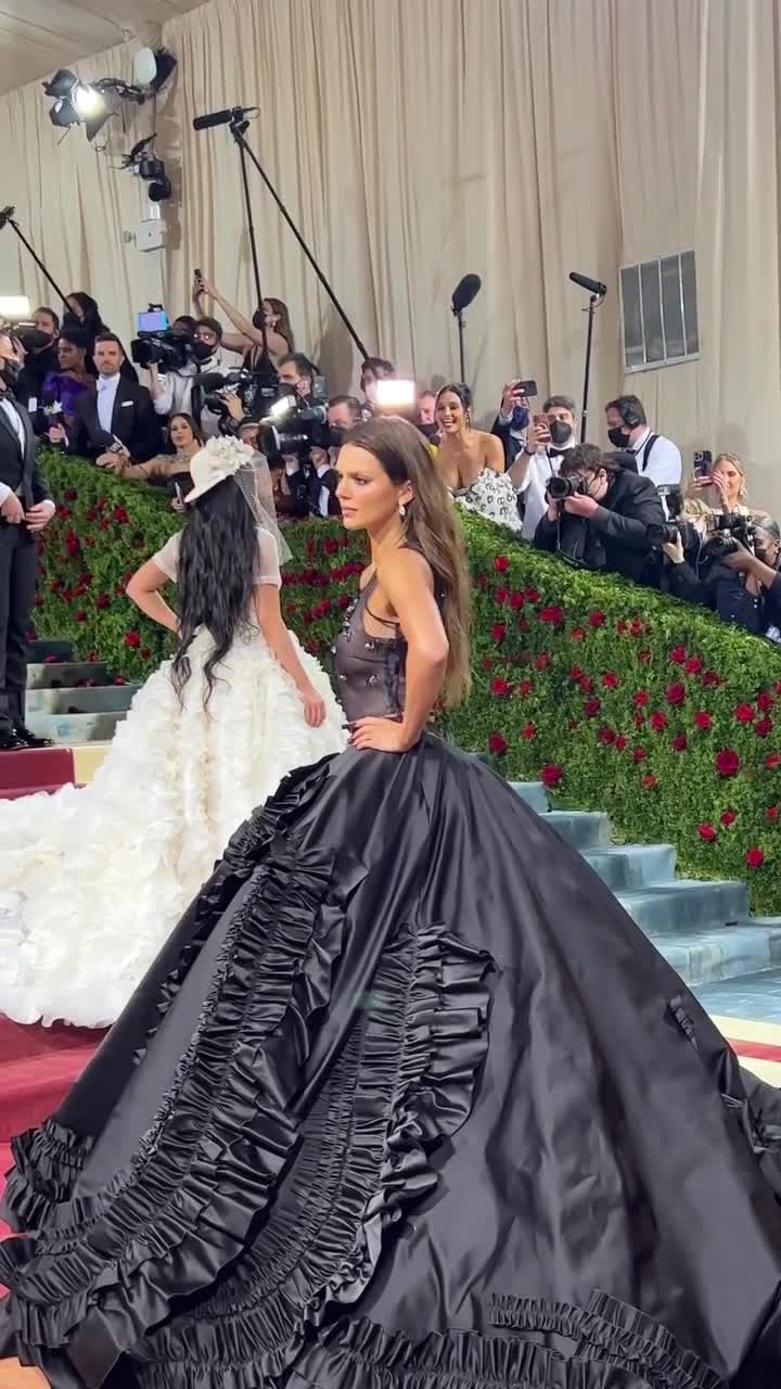 Kendall Jenner Delivers Drama in Sheer Prada Dress at Met Gala 2022 –  Footwear News