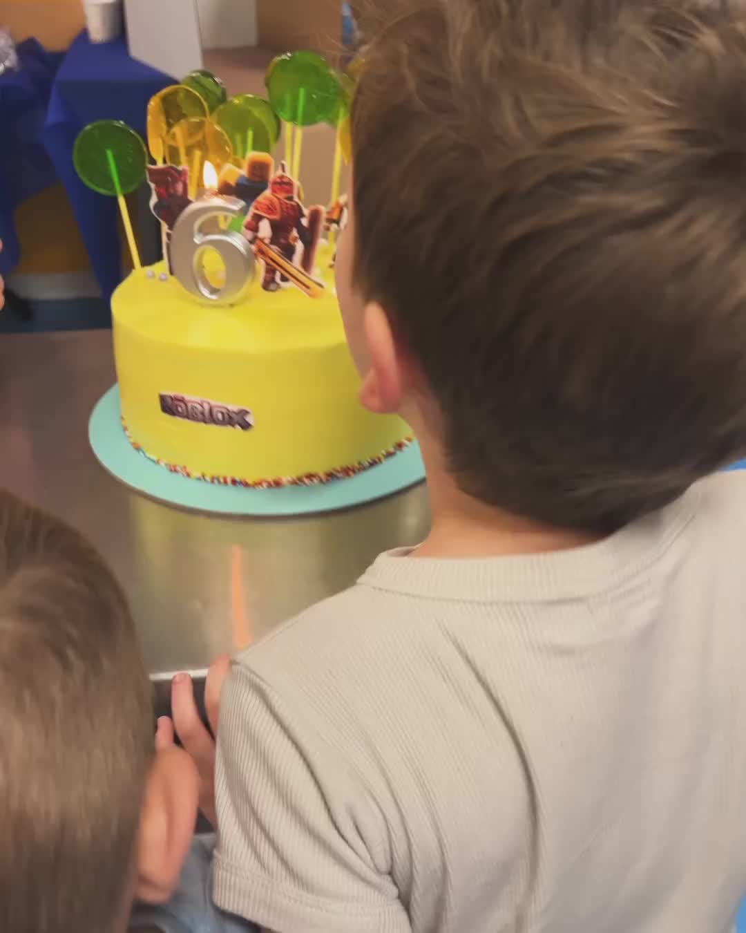 Какого классного парня мы родили!»: Саша Савельева и Кирилл Сафонов опубликовали редкие фото с сыном | STARHIT