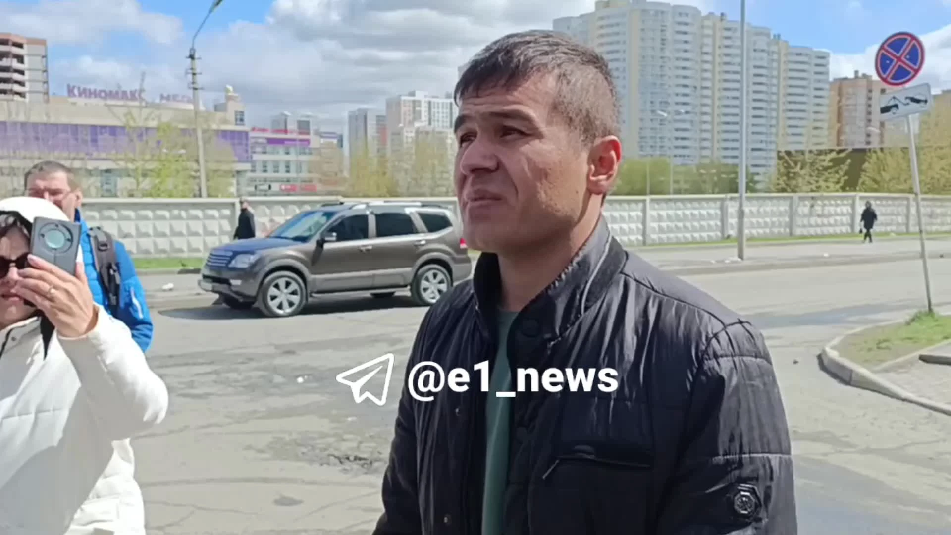 Пожар в высотке на улице Союзной в Екатеринбурге: мужчина пытался спастись  от огня, но сорвался вниз - 8 мая 2024 - Е1.ру